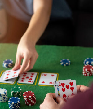 friends-having-fun-while-playing-poker